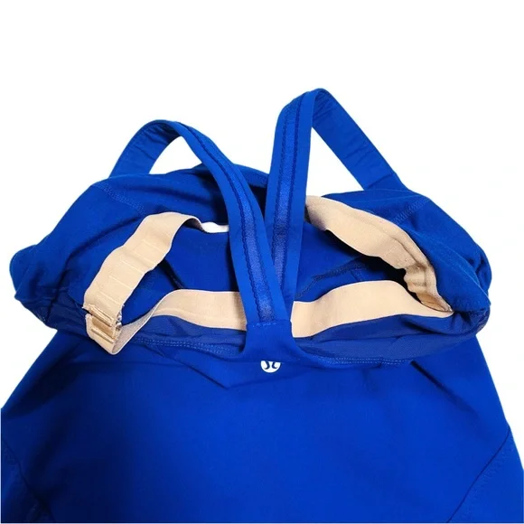Lululemon Top w/Built in Adjustable Bra and Support - Picture 6 of 10